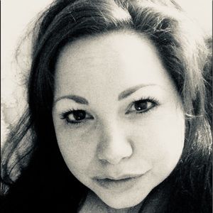 Meet your Posher, Catherine